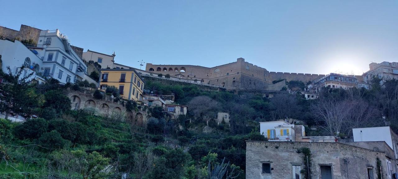 Dreaming Castel Sant'Elmo Apartamento Nápoles Exterior foto